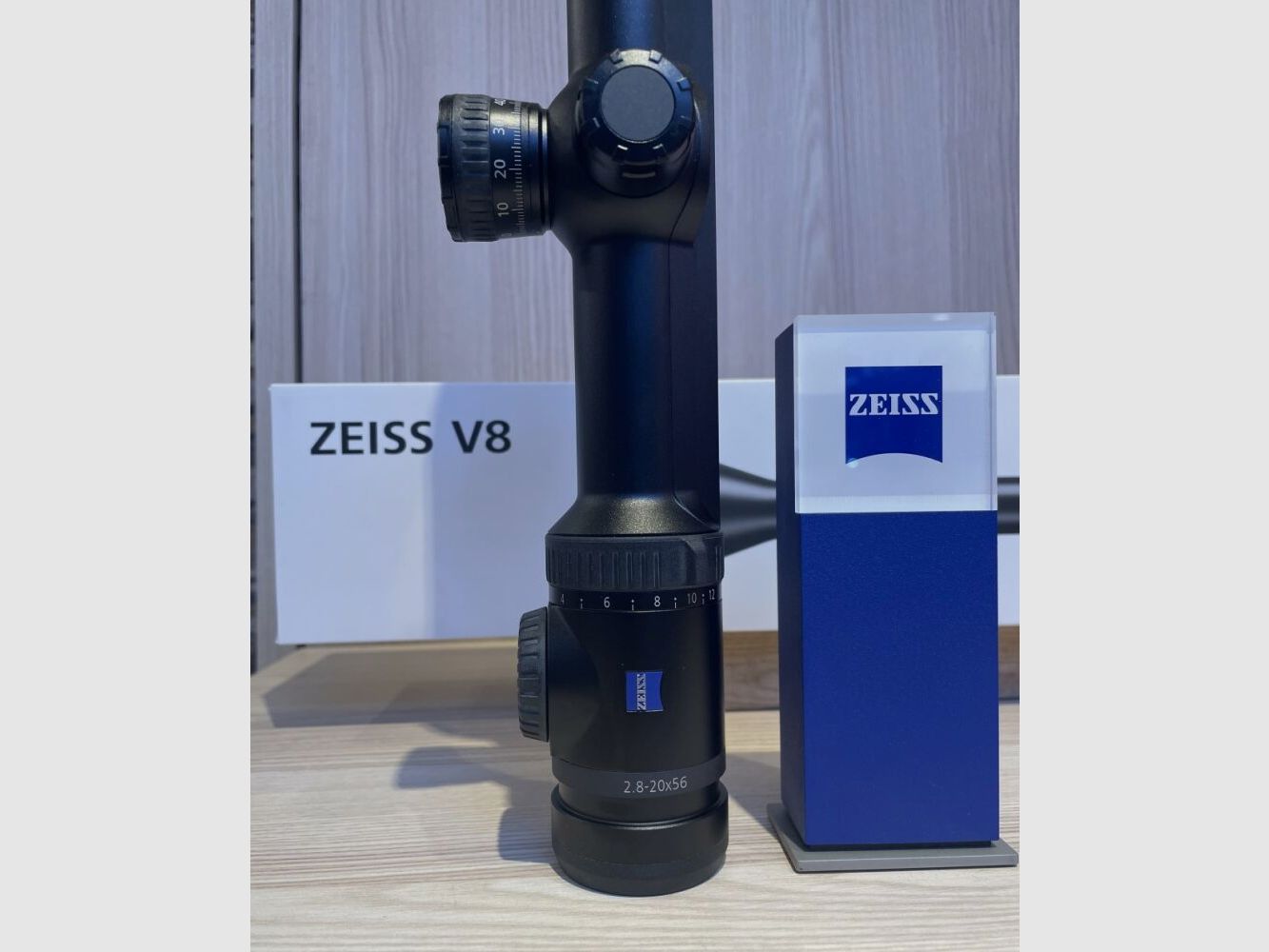 ZEISS V8 2,8-20x56 M (mit Schiene) A60 + ASV H