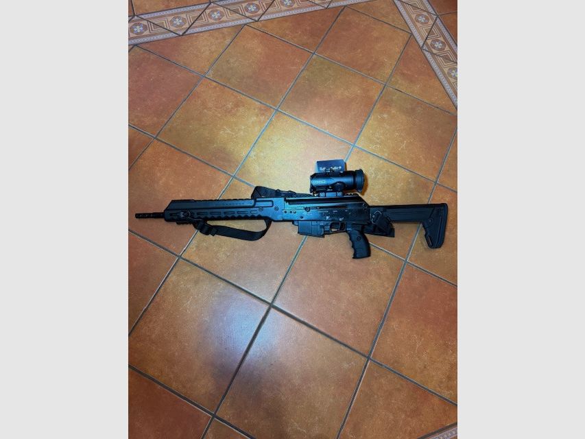 Izhmash Saiga Kalashnikov SR1 – .223 Rem. – Incl. Steiner S432 optics – Top condition RARITY