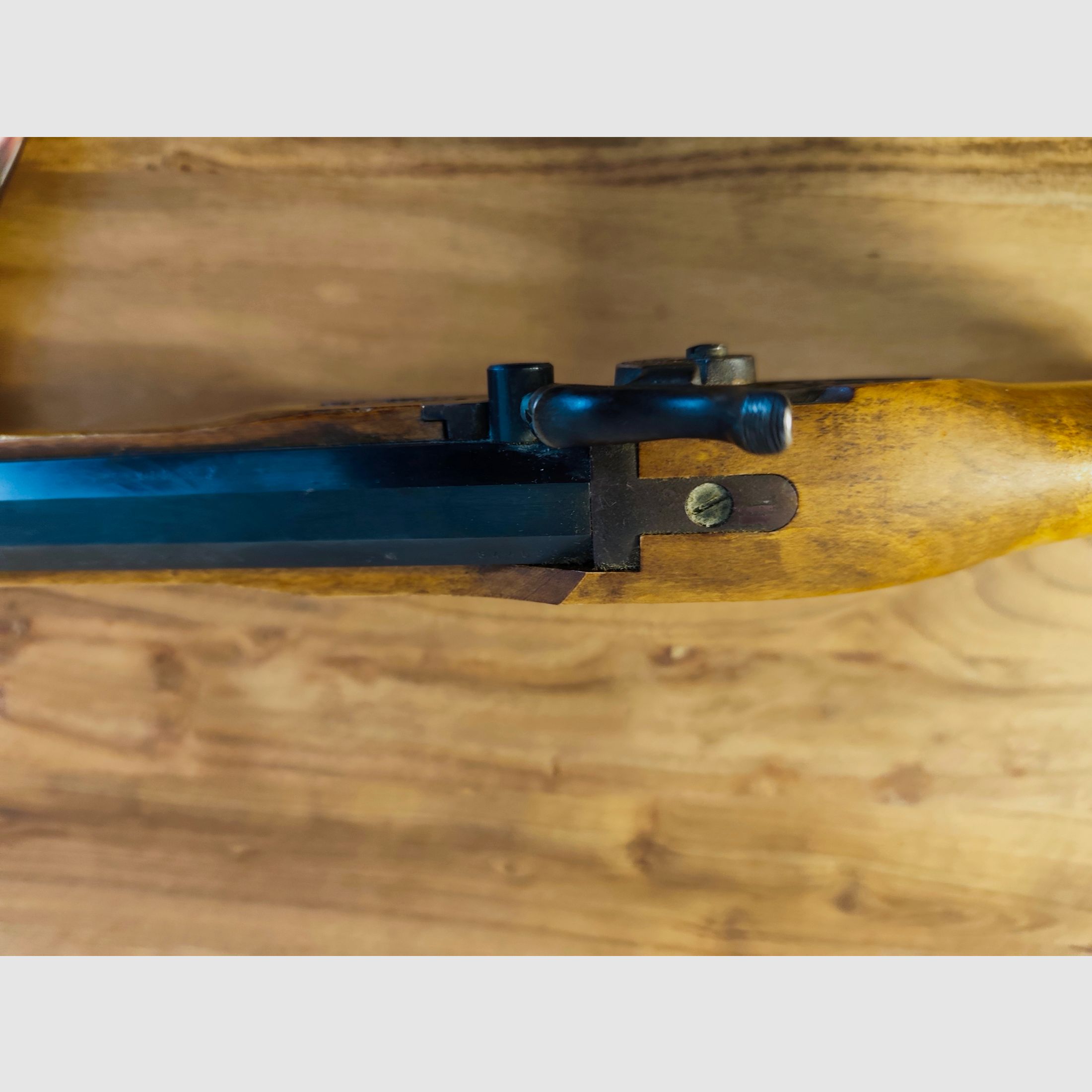 DIKAR SPAIN 45 Cal. Black Powder  HAWKEN  Vorderladergewähr