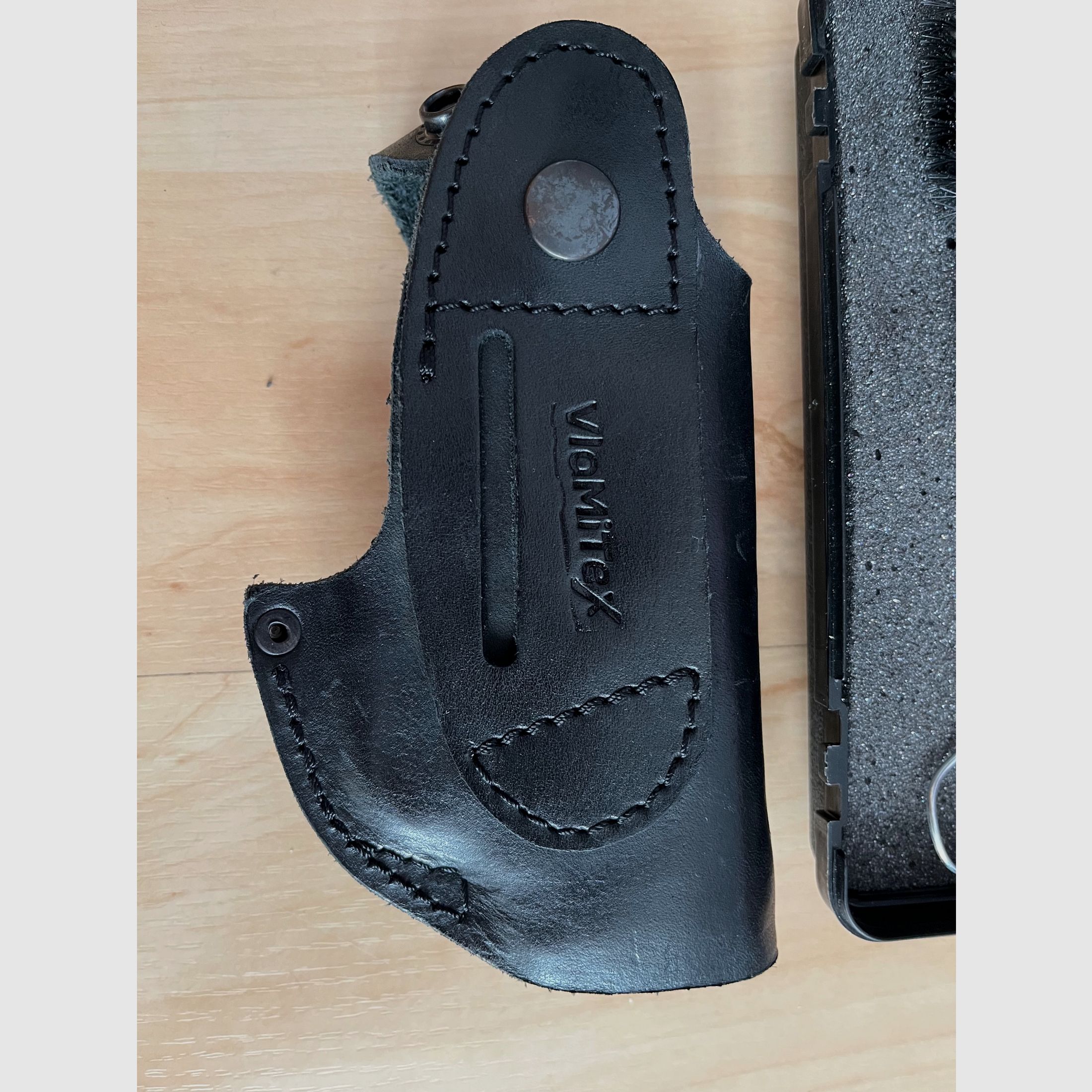 Zoraki 906 pistola 9mm P.A.K nero-cromo + fondina in pelle IWB, immagine 6 di 7