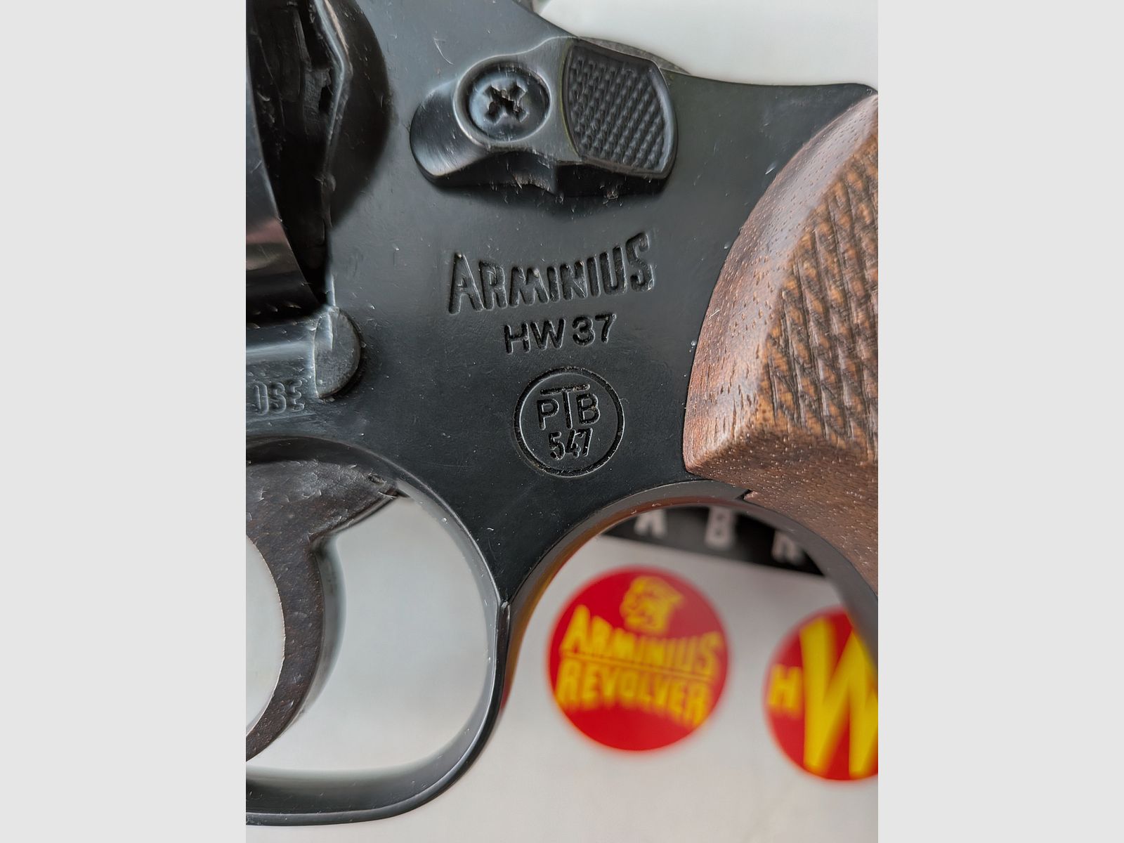 Arminius Weihrauch HW37 ++ Alte PTB 547++ Holzgriffe Schreckschuss Revolver 9mm Knall HW 37