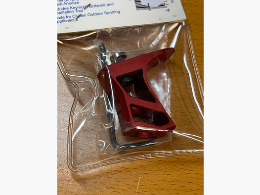 UTG Handstop Ultra Slimline Key Mod Rot