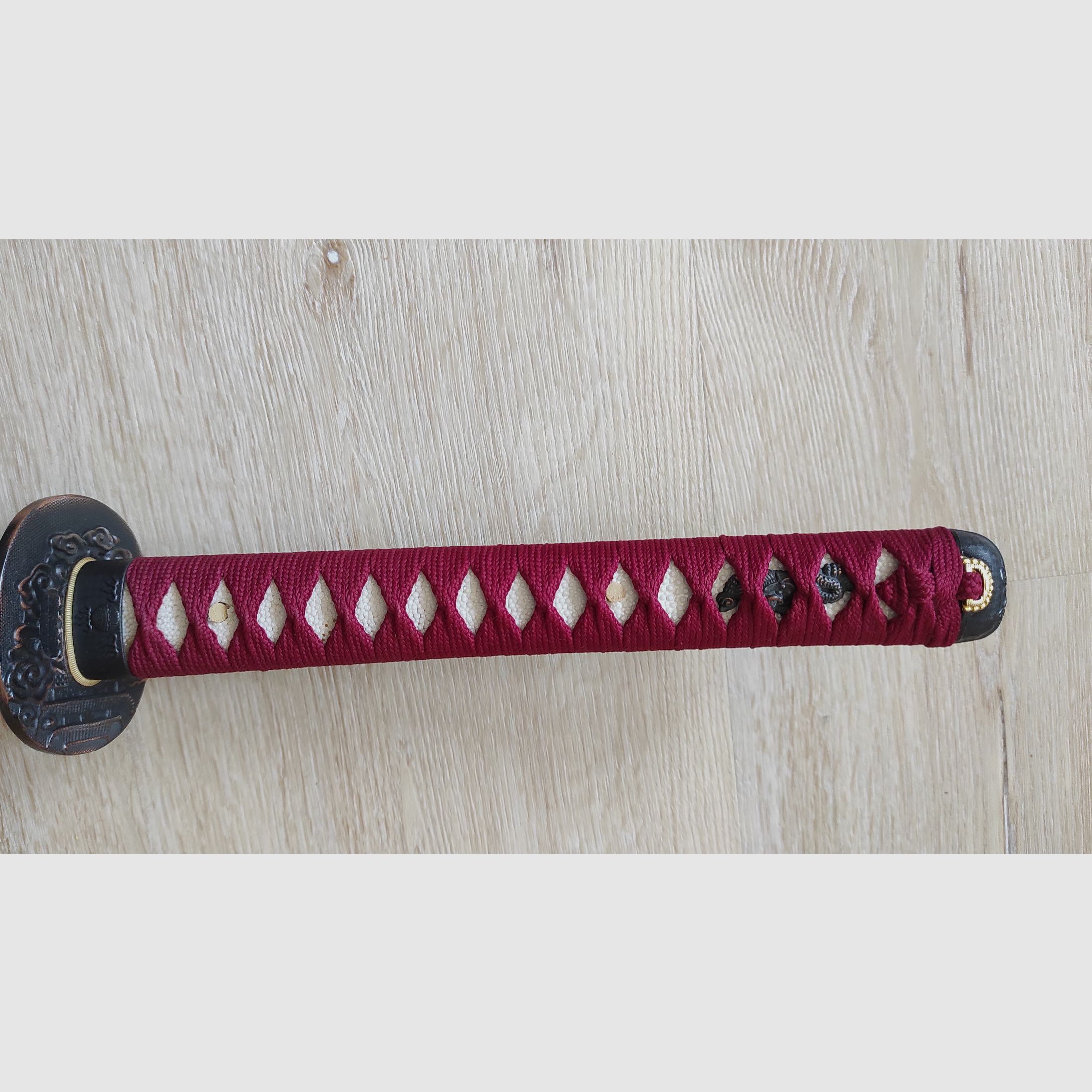 Katana, Samuraischwert rot mit Stoffbeutel geschliffene Klinge