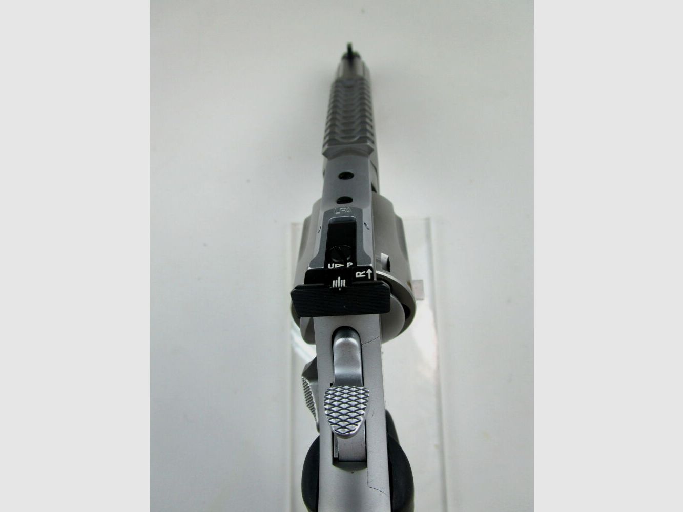 Smith & Wesson 686 - Concurrent