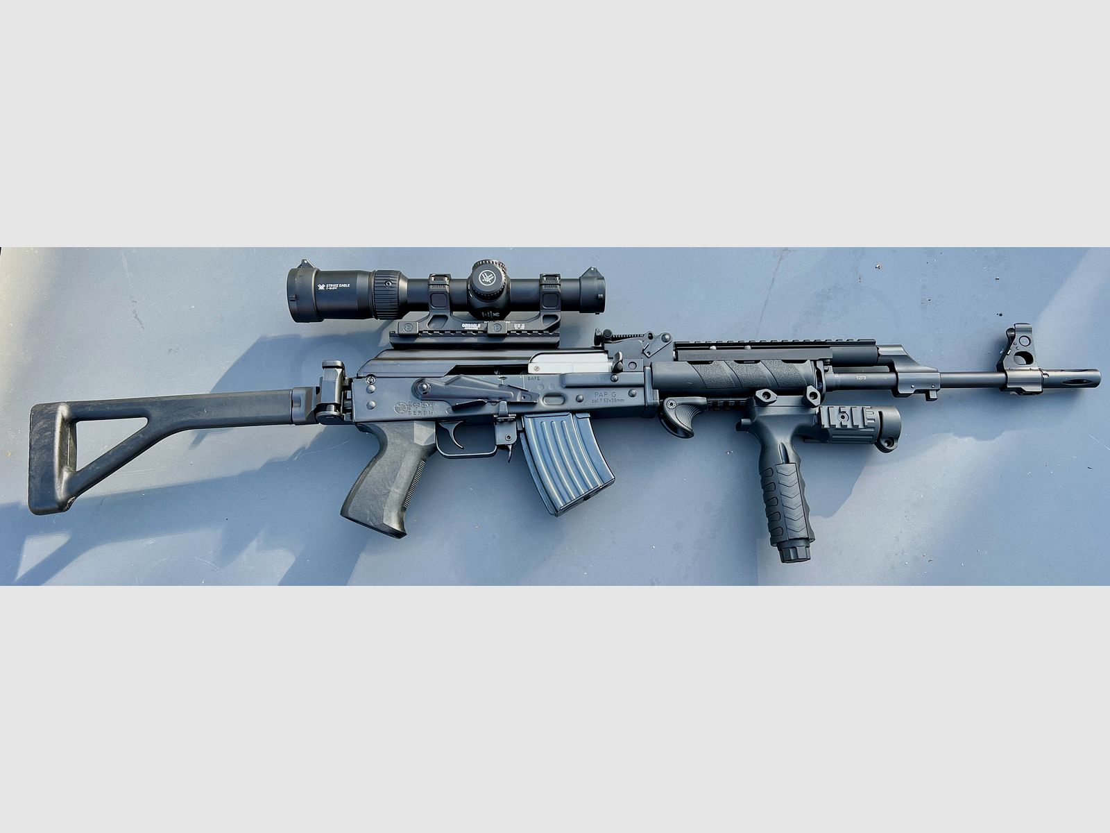 Zastava PAP-G 7,62×39 Komplettsetup – Vortex Strike Eagle 1-8×24 – Ultimak Rail – UTG QD Mount – Profi-Konfiguration | AK Sammlerstück | Jagd & Sport | keine Saiga / Molot / Arsenal / WBP, Bild 2 von 5