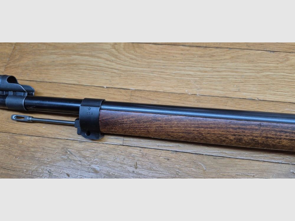 Sehr schönes Wettkampfgewehr schwedisches Mauser M96 – Herstellung Carl Gustav von 1919 – Originalkaliber 6.5×55 schwedisch – Magazin auf einen Schuss beschränkt – Mauser Familie 1893 – Präzisionsvisier – Schwedische Mechanik – Brünierung 97% – Wunderschöner Lauf – Wettkampfwaffe – Kategorie D – TBE+, Bild 36 von 37