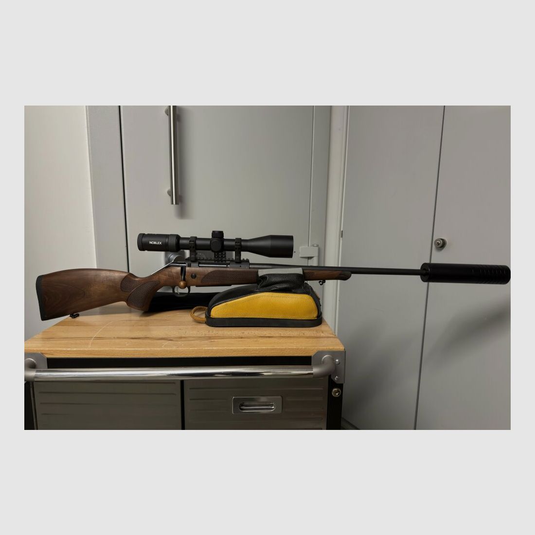 CZ Uhersky Brod 600+ LUX .300WinMag, image 1 of 5