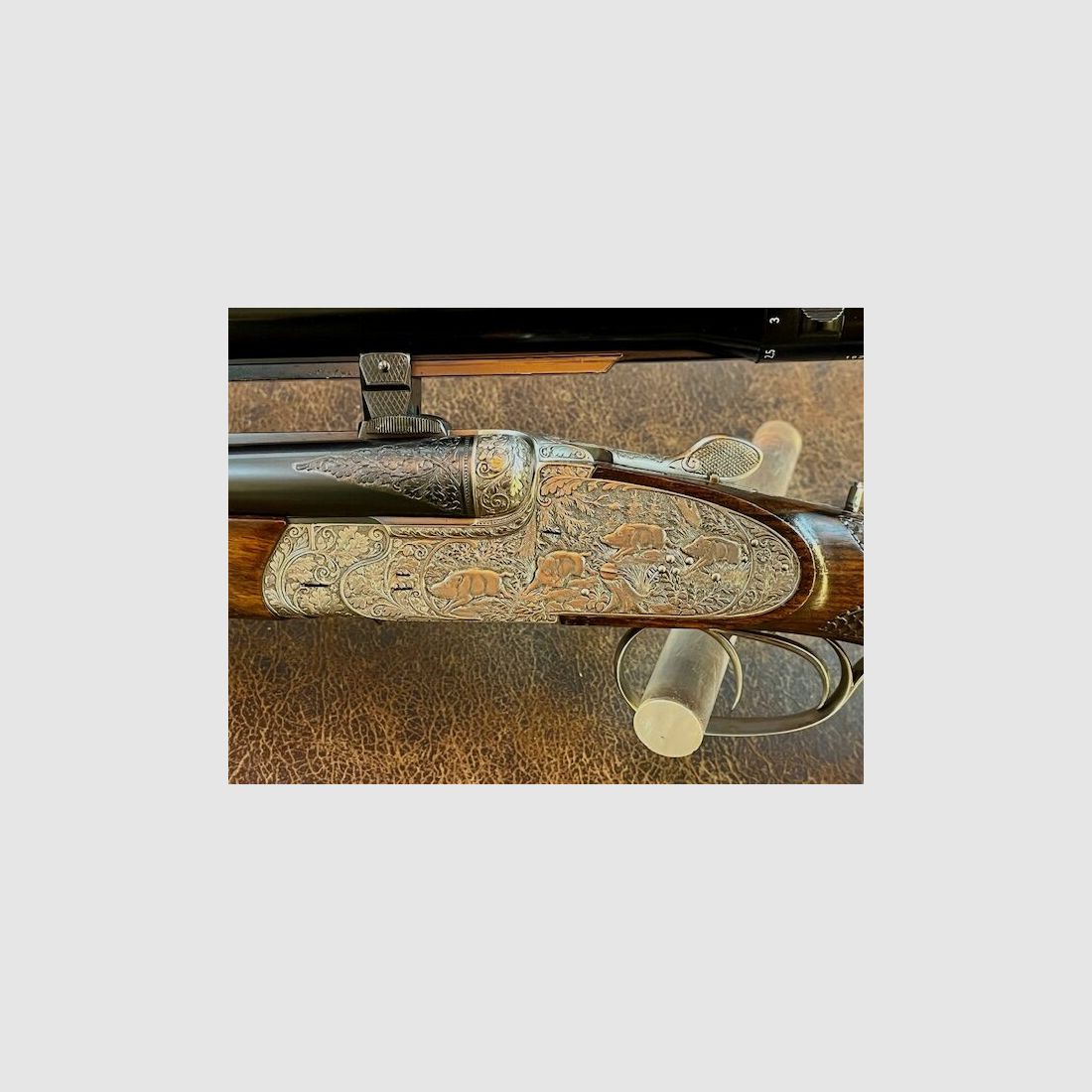 Outschar mit Seitenschlossen