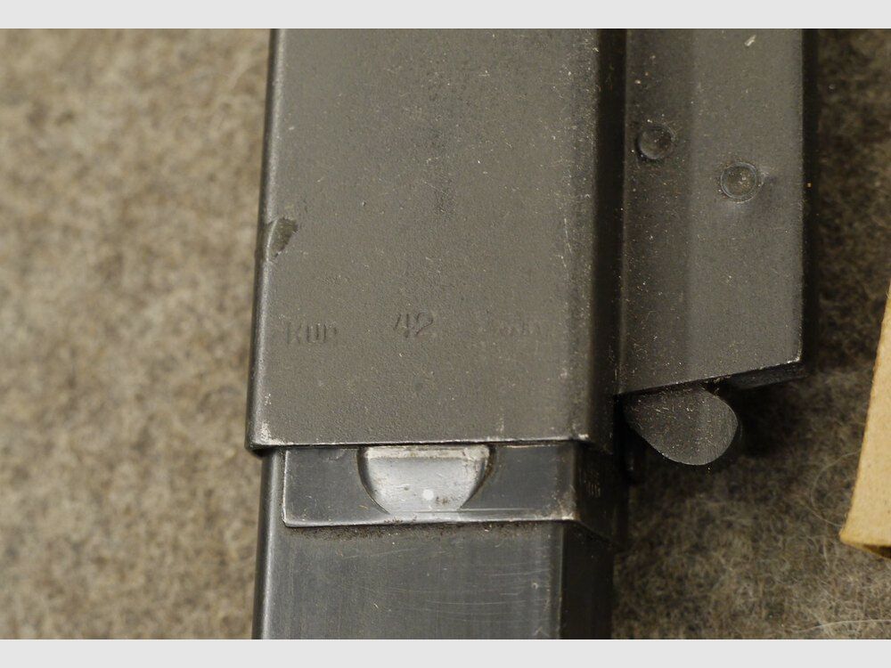 1 Wehrmacht magazine loader MP38, MP40, MP41 WH - short 42