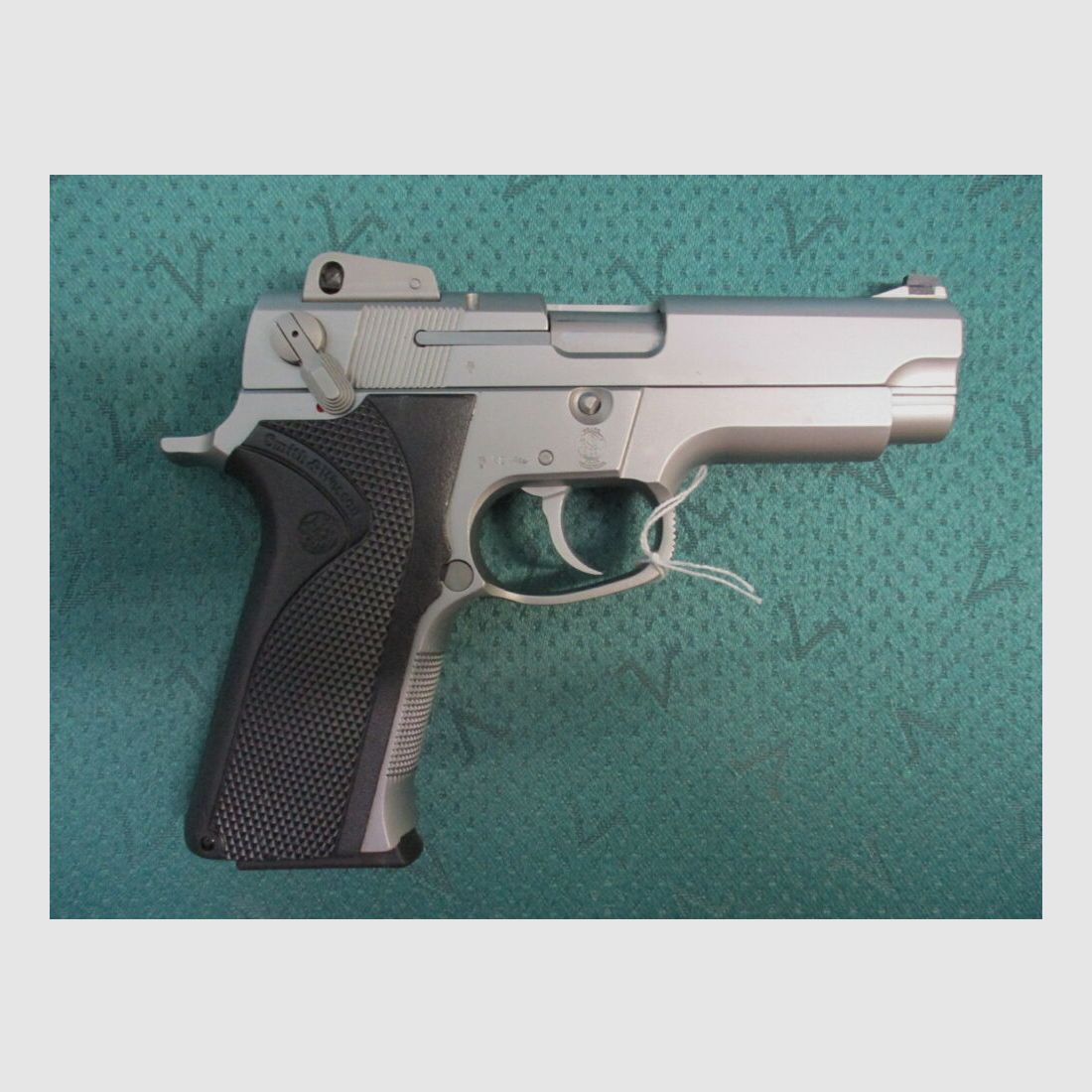 Pistole Smith & Wesson Mod. 4006 im Kaliber .40 S&W 4006