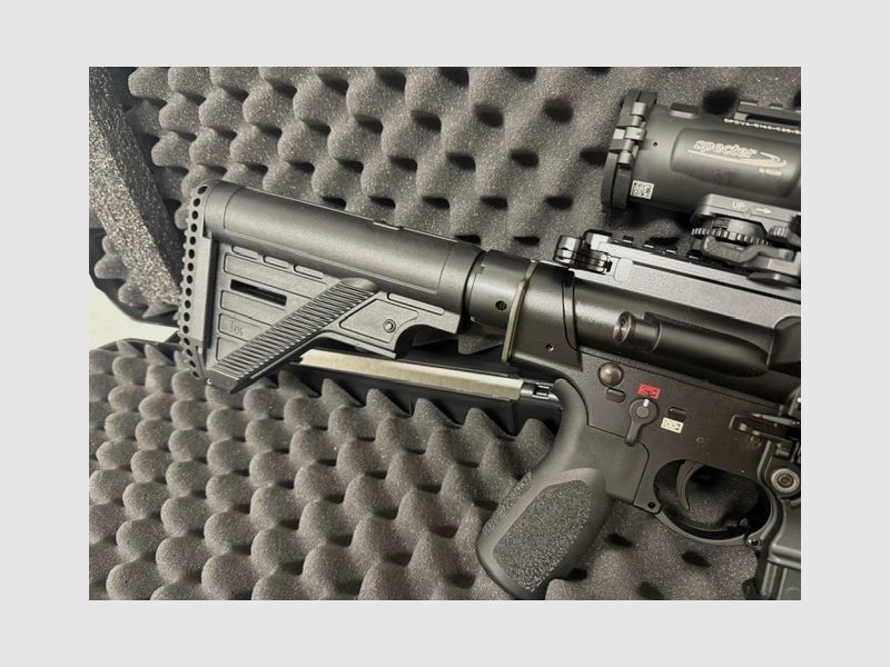 Heckler u. Koch MR308 13" incl. Elcan Specter DR 1,5x / 6x Kal. 7.62, FDE Zielfernrohr