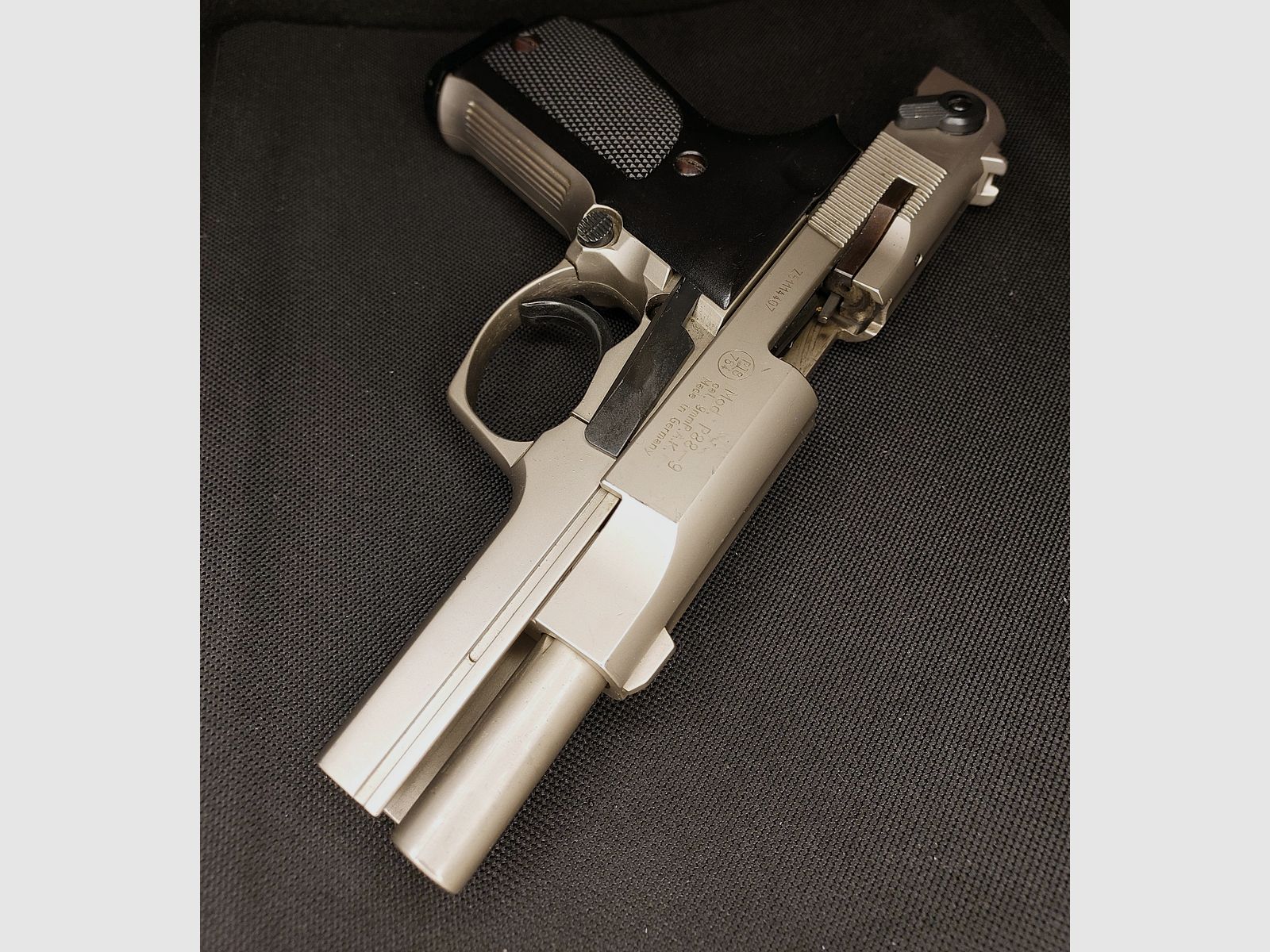 Walther P88-9 (P 88 Compact) Pistolet alarmowy 9mm P.A.K. Nikiel (PTB 764)