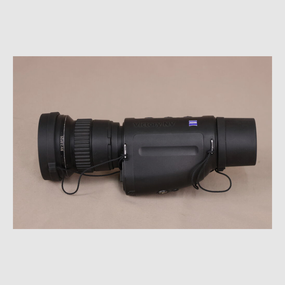 Dispositivo de visión nocturna Zeiss Victory NV 5,6x62 T*