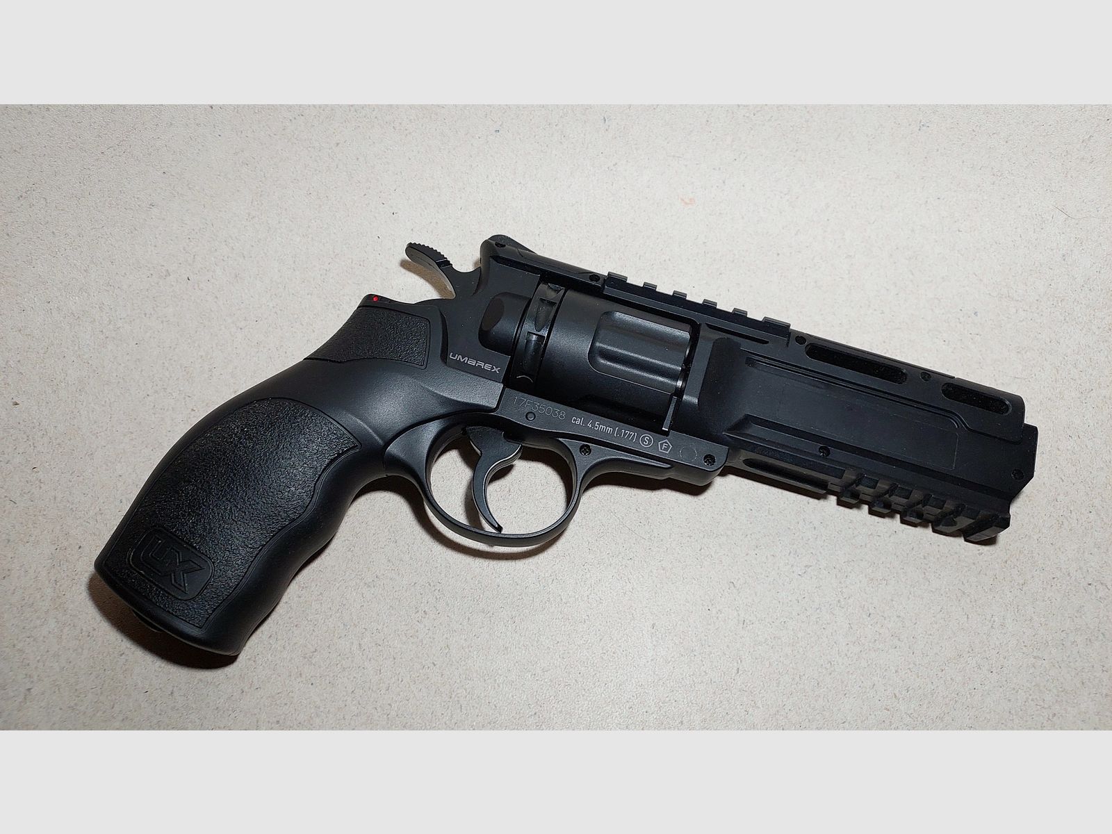 Umarex Tornado CO2 Revolver Kal. 4,5mm Stahl BB schwarz *undicht