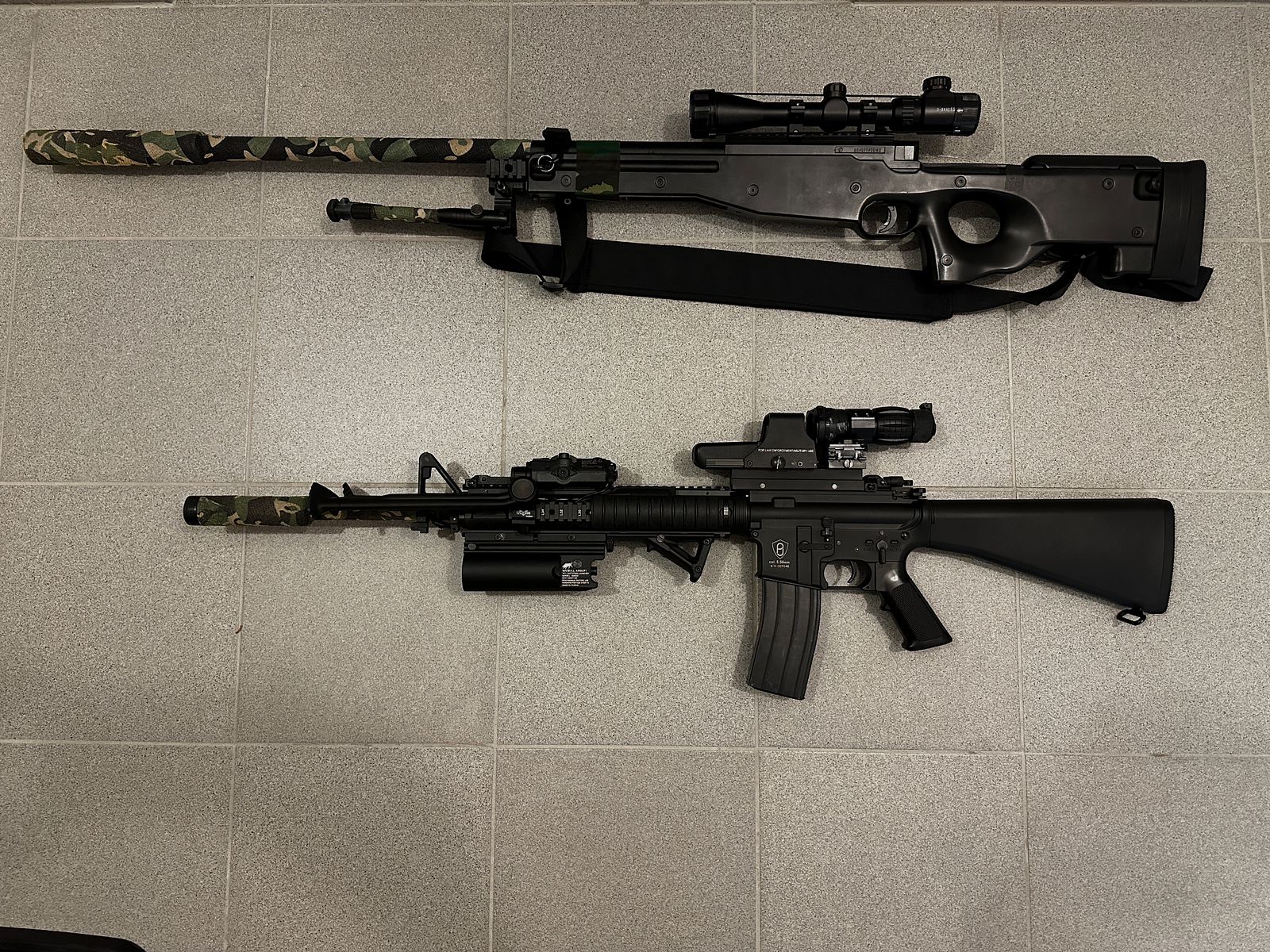 Airsoft Set mit sehr viel Zubehör