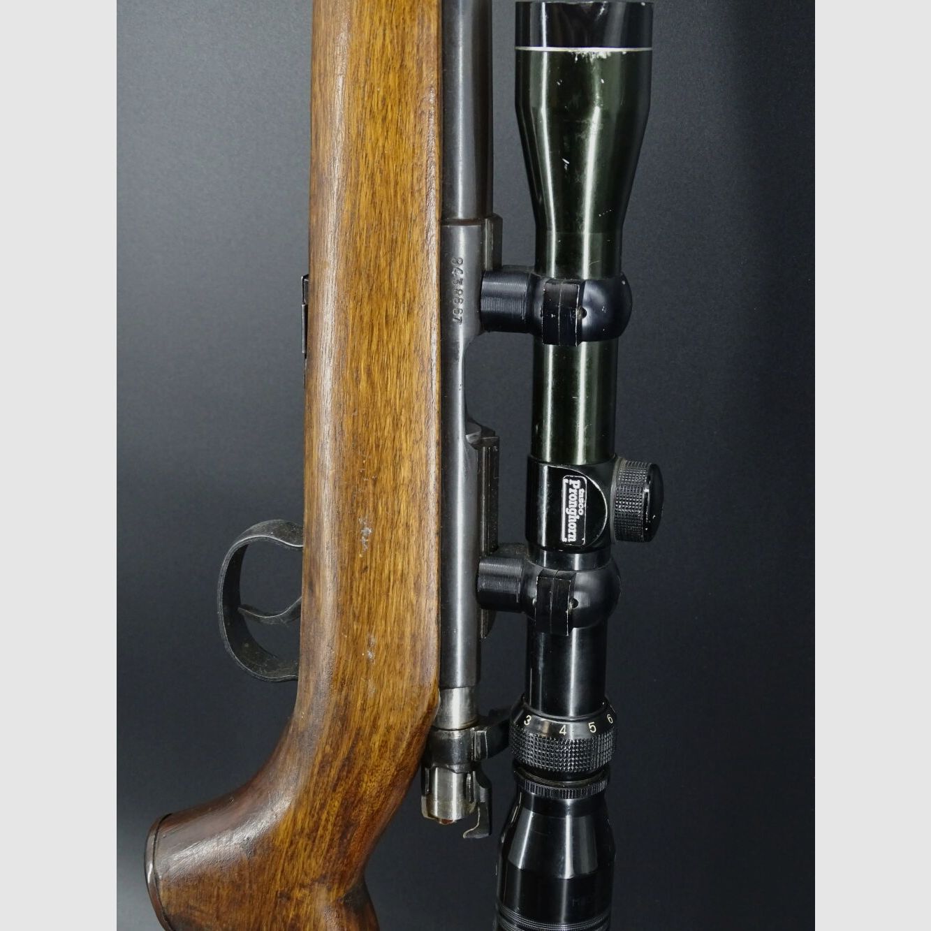 Norinco JW 12A kaliber .22lr met ZF Tasco JW 12A