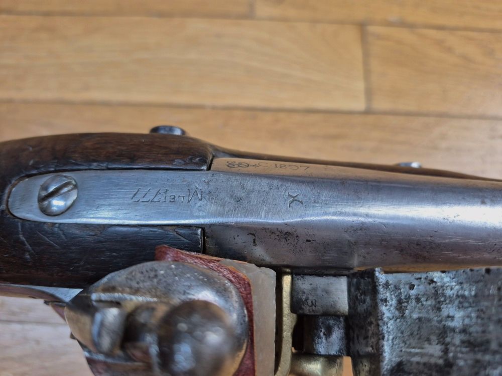 Sehr schönes Gewehr 1777 modifiziert AN IX – Sehr seltene Herstellung von 1807 (vor Russland) – Kaiserliche Manufaktur von St-Étienne – Homogene Stempel – Sehr schönes Holz – Ausgezeichneter Lauf – Rute nach Modell – Seltenes Zustand für eine seltene Waffe – TBE++, Bild 26 von 47
