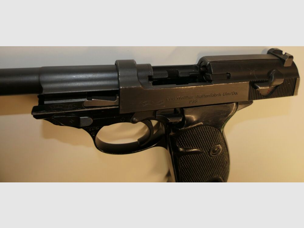 Waffenfabrik Walther Ulm Donau Pistole Walther P38 im Kaliber 9mm Para Inkl. Zubehör