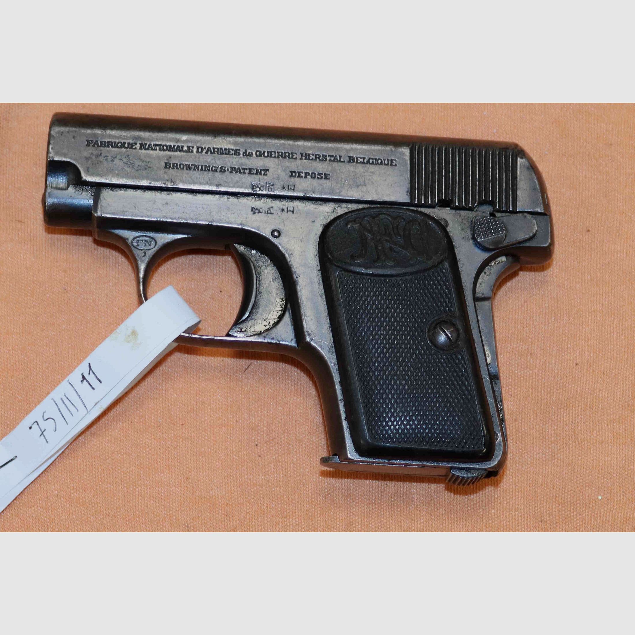 Pistole FN Browning Modell 1906 Kaliber 6.35, Bild 1 von 3