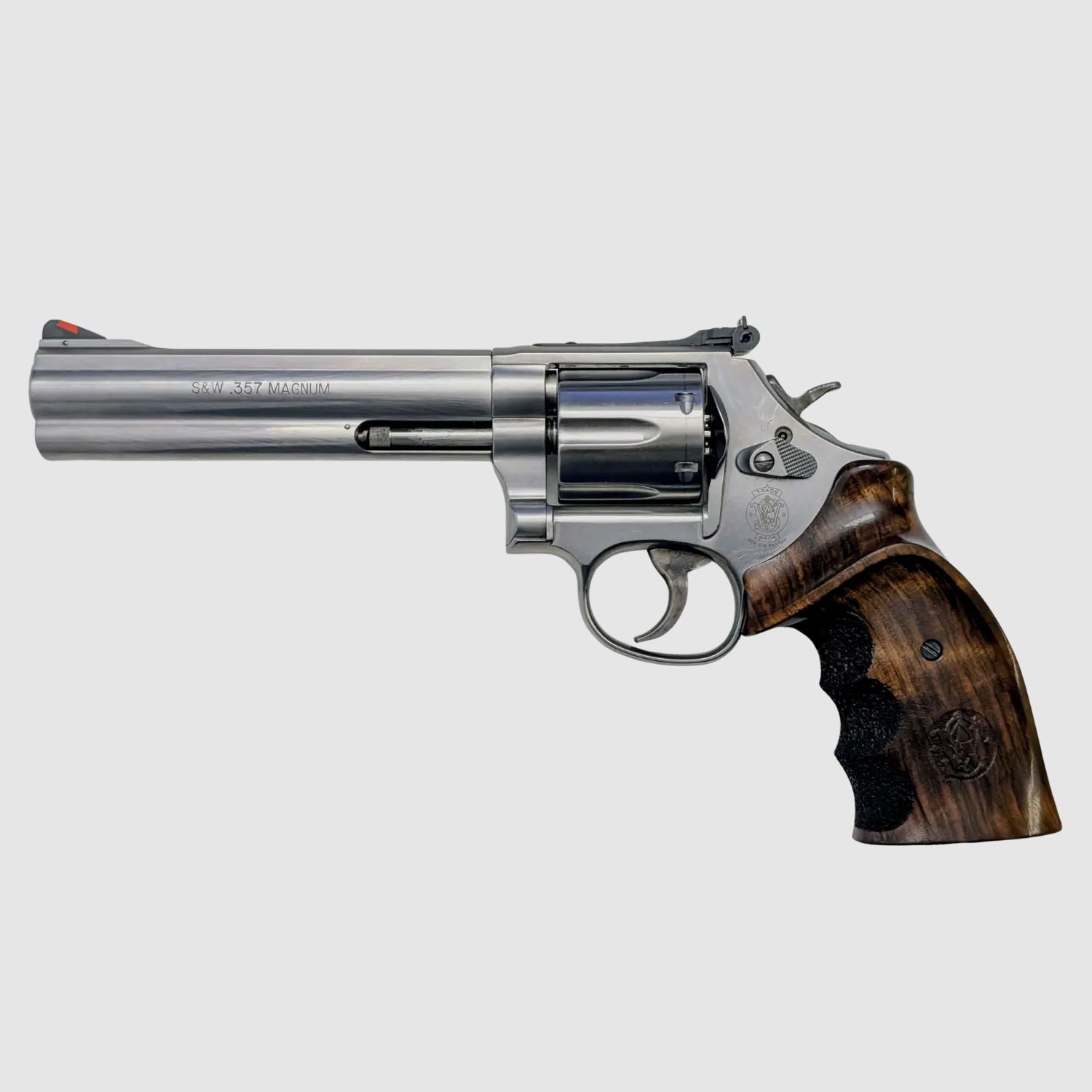 Smith and Wesson Mod. 686 6" Cal. .357Mag Inossidabile incluso grip Match