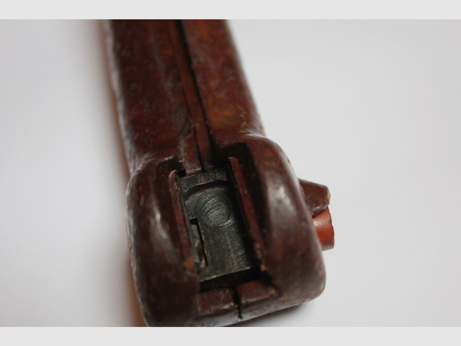 3 Rumänische 6h3 (6x3) AK Bajonette komplett inkl. Gummi Isolator und Leder Frosch  // AKM Bakelit Vintage