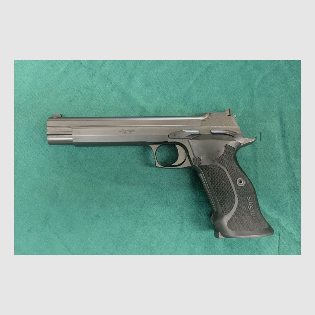 SIG Sauer P210
