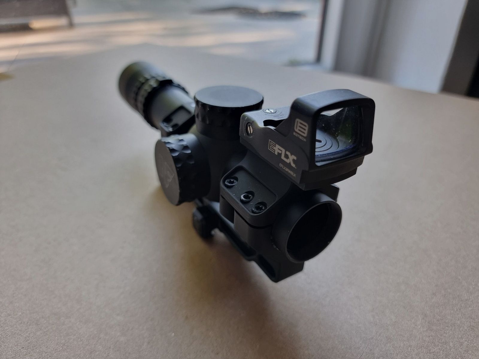 Nachtkraft NX8 1-8x24 MRAD + Eotech EFLX + Badger Ordnance C1 - OPTIEK COMPLEETSET !