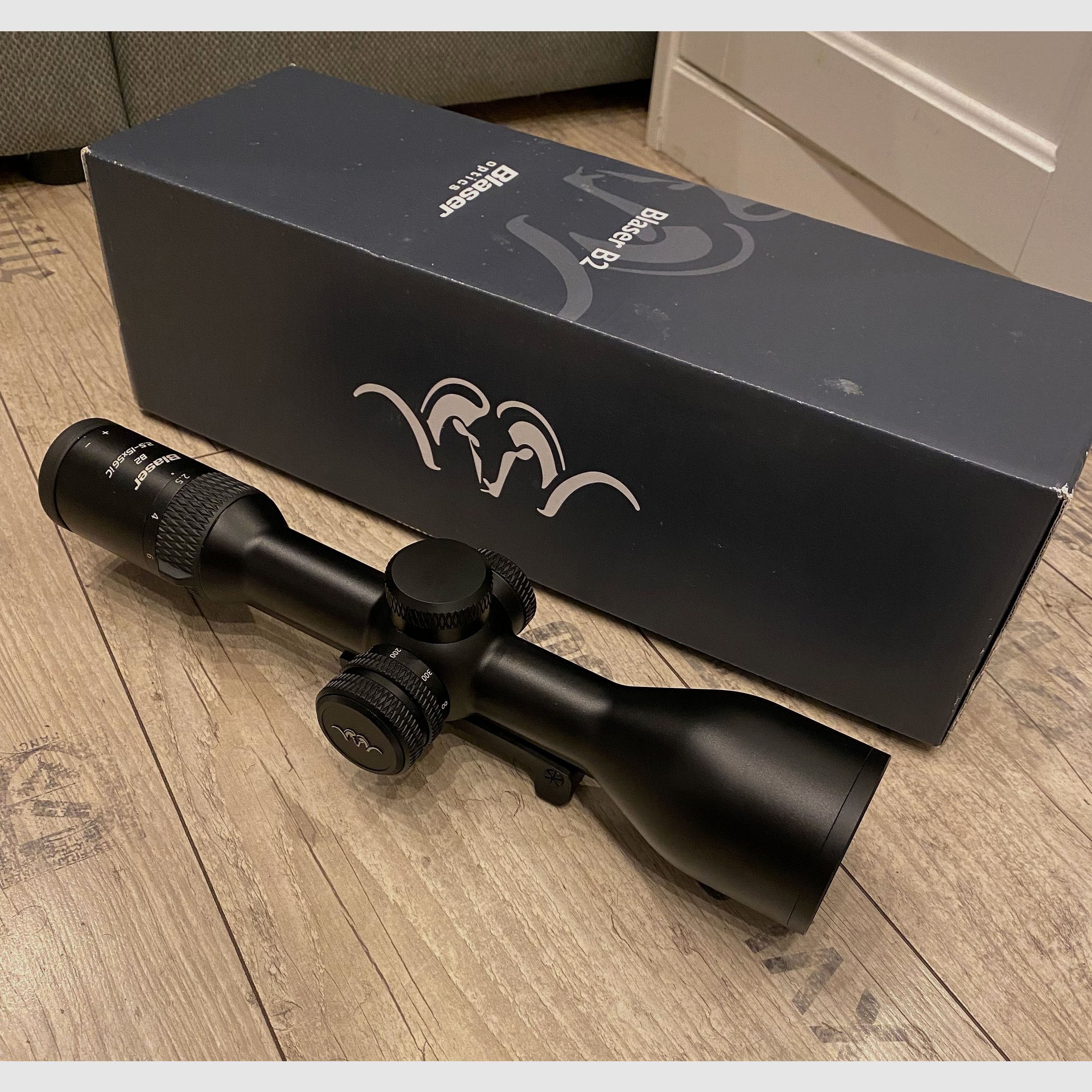 Blaser B2 2,5-15x56 rail