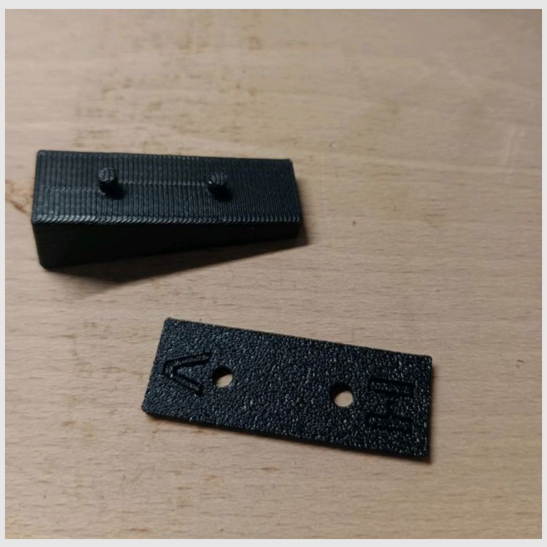 Cobra Adder Keil Picantinnyschiene , Magazinverengung, Sicherungsschieber 