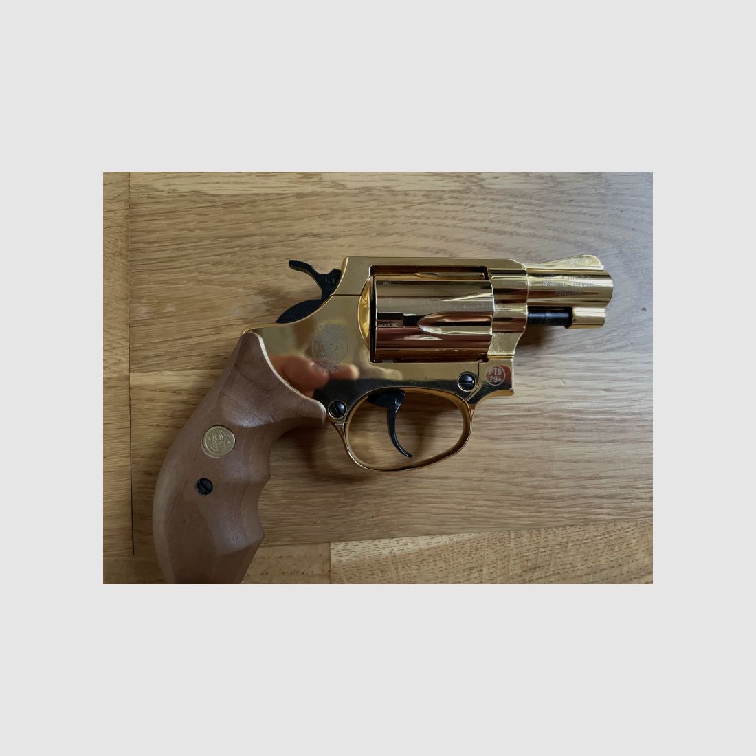 Smith & Wesson Schreckschuss Revolver Chiefs Special vergoldet 9mm R