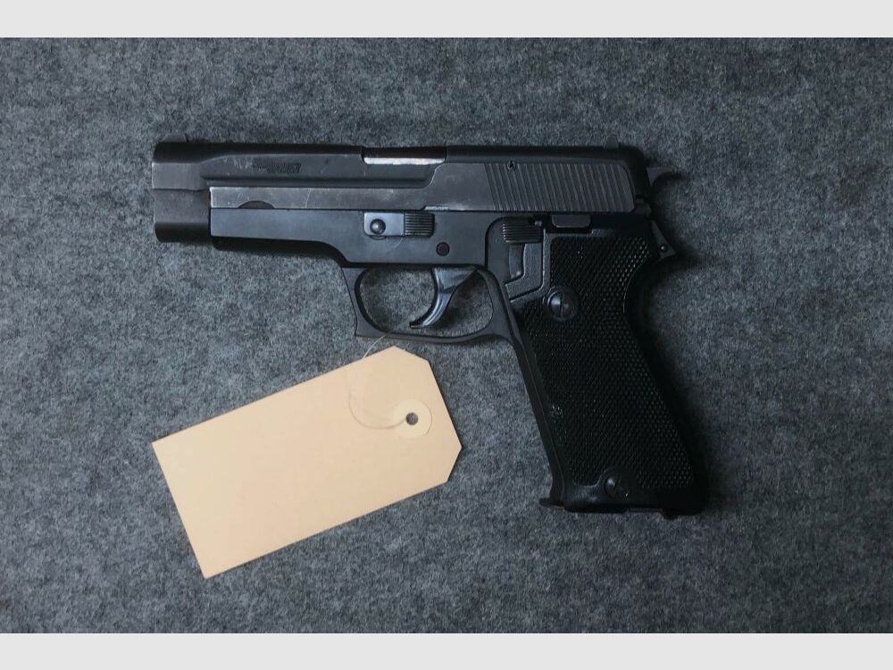 SIG Sauer P 220 9mmLuger
