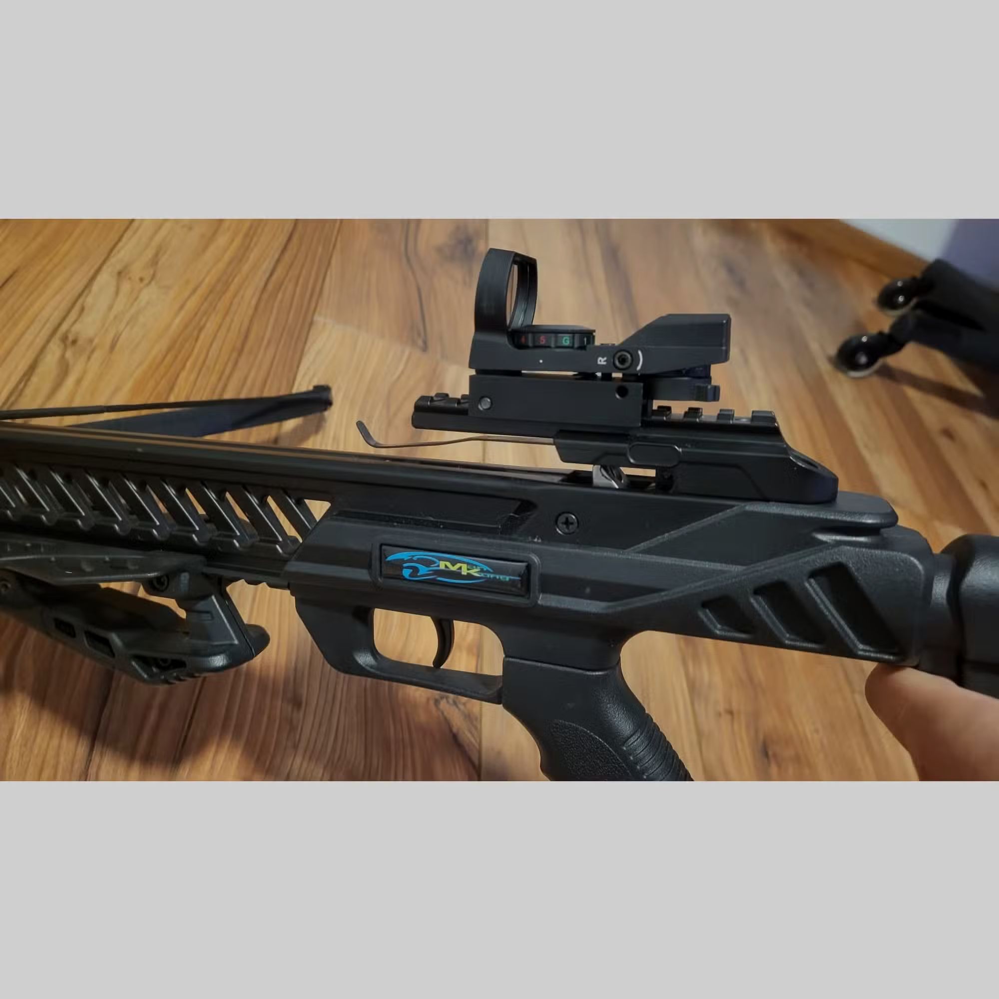 Man Kung MK-XB27BK Łuk refleksyjny do polowania 175lbs, 255fps