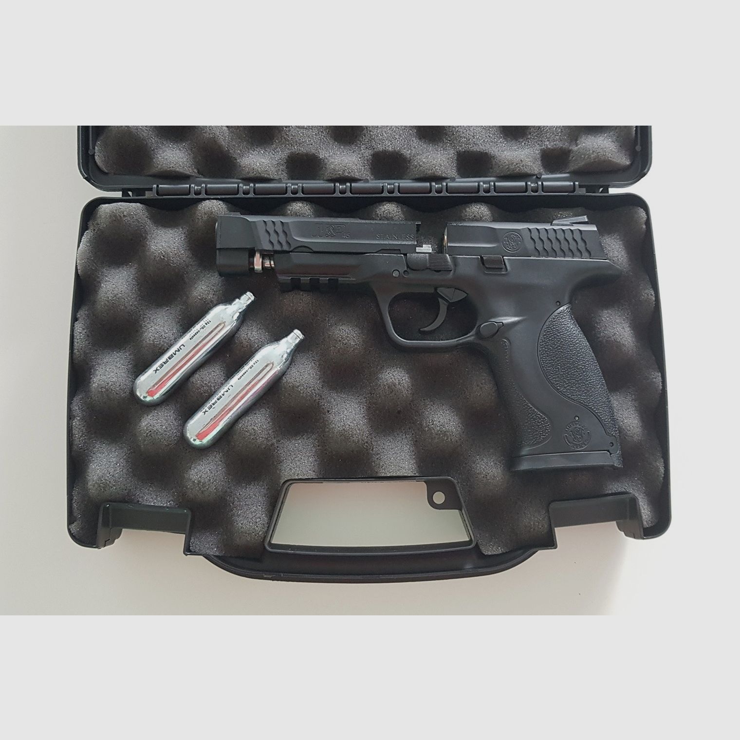 xSmith & Wesson M&P 45 4,5 mm Diabolo schwarz Co2-Pistole Luftpistole mit Pistolenkoffer