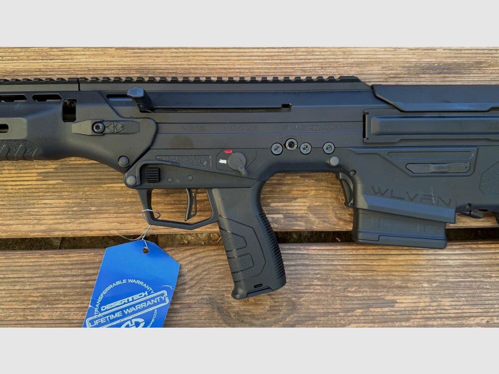 Desert Tech WLVRN Rifle 16" with large handguard Acheron SD / Flash Hidder .308Win