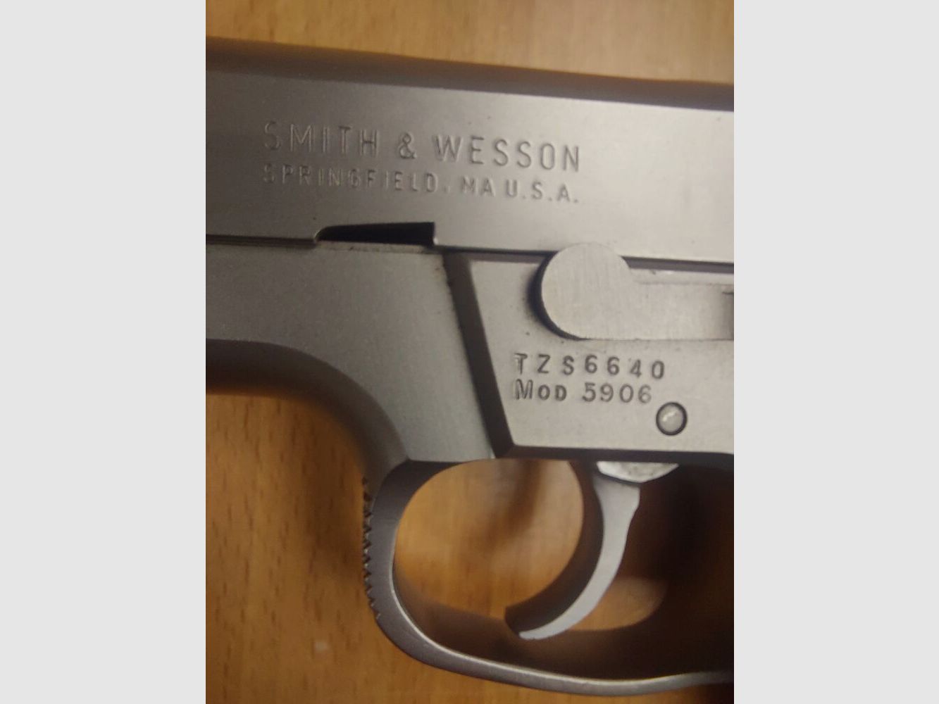 Smith & Wesson, USA M 5906