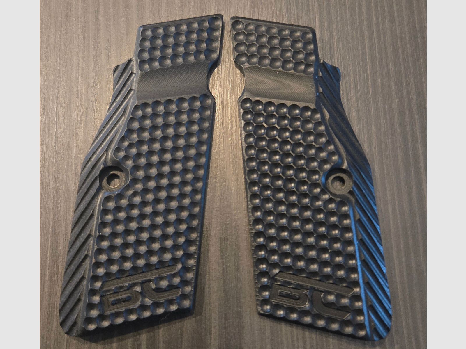 BC CZ Shadow 2 G10 plaquettes de poignée plates.