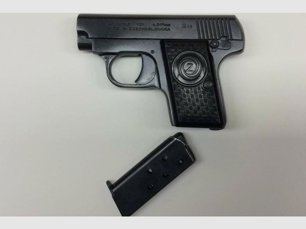 ZBROJOVKA BRNO senza 6,35mm Browning