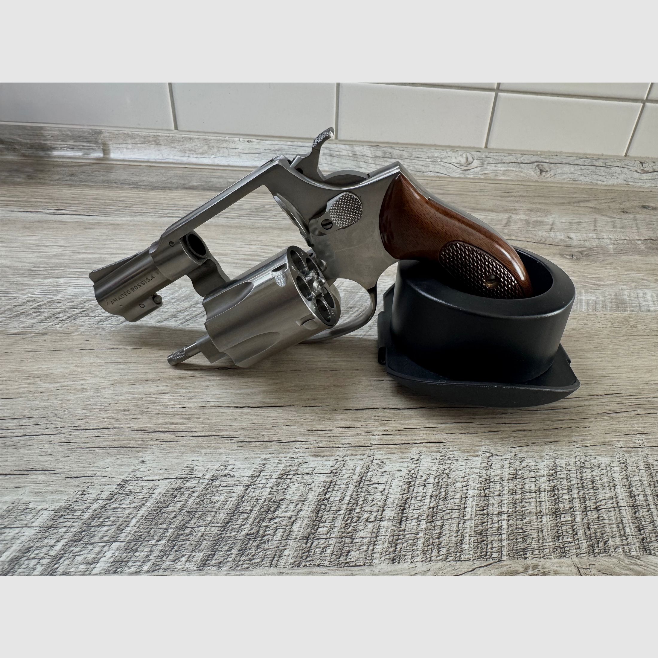 Rossi M87 Edelstahl – .38 Special Revolver mit Holzgriff 