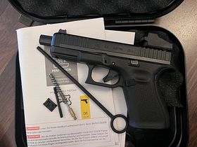 Glock 44 .22 lr mit Gewindelauf und Shield SMS 4.0 MOA + Glock Performance Trigger