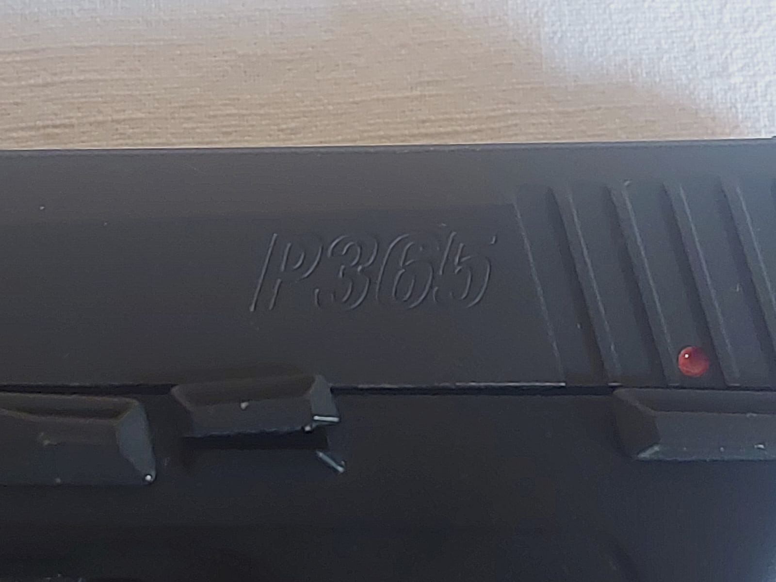 Sig Sauer P365 4,5 mm CO2  BB + Zubehör 