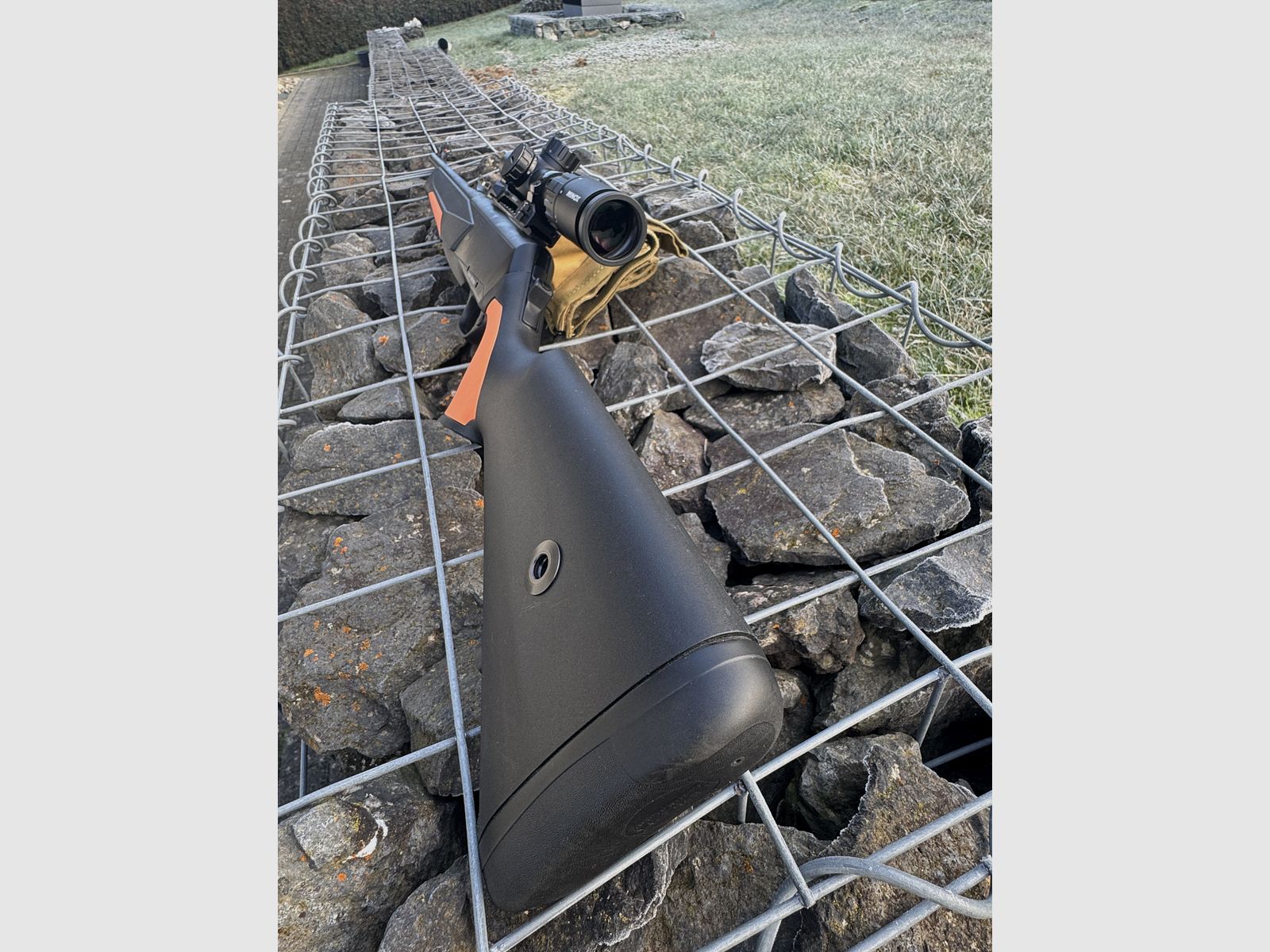 Browning BAR MK3 Tracker 9.3*62 met Minox ZX5i 1-5x24 – gebruikt, als nieuw