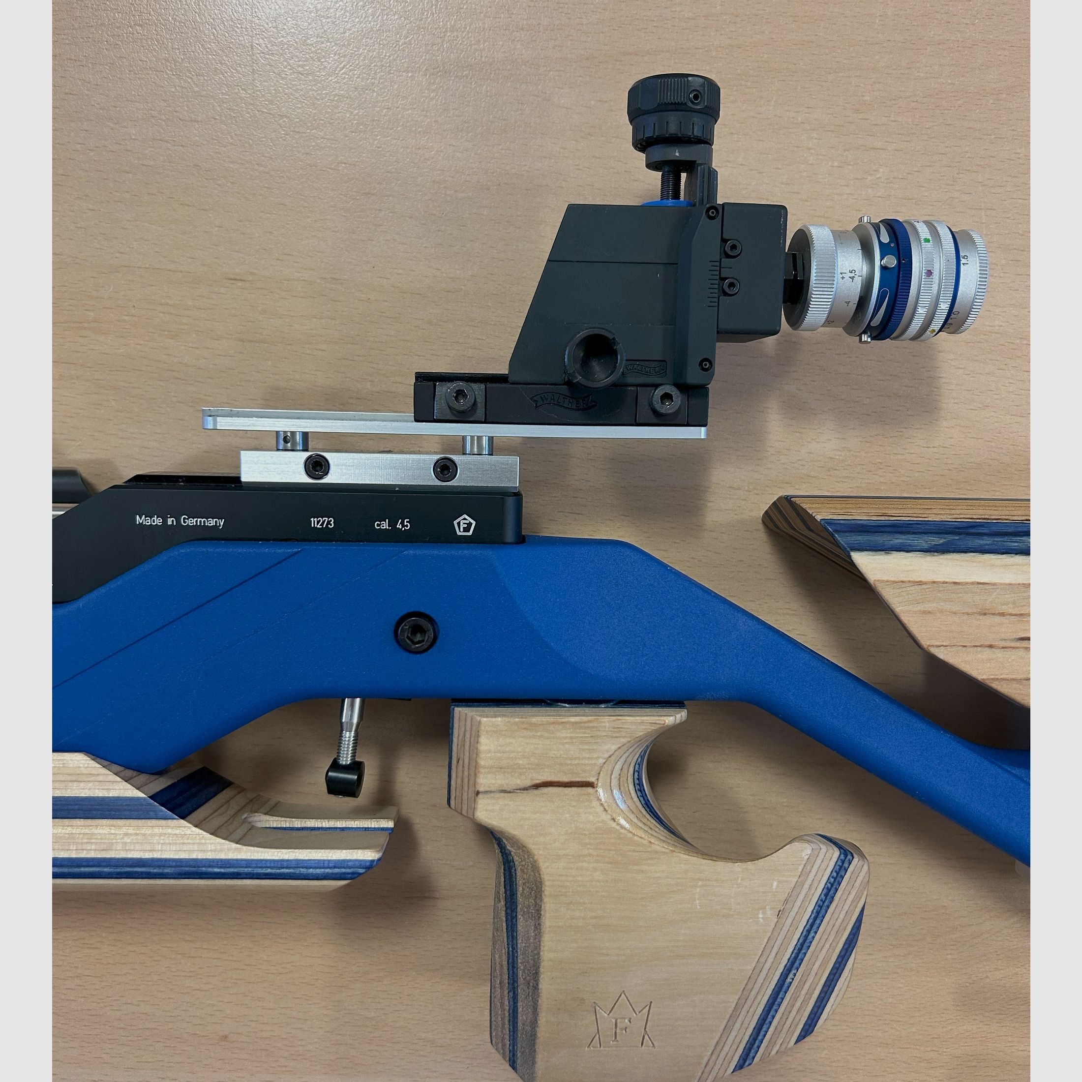 Walther LG 300 Alutec soporte