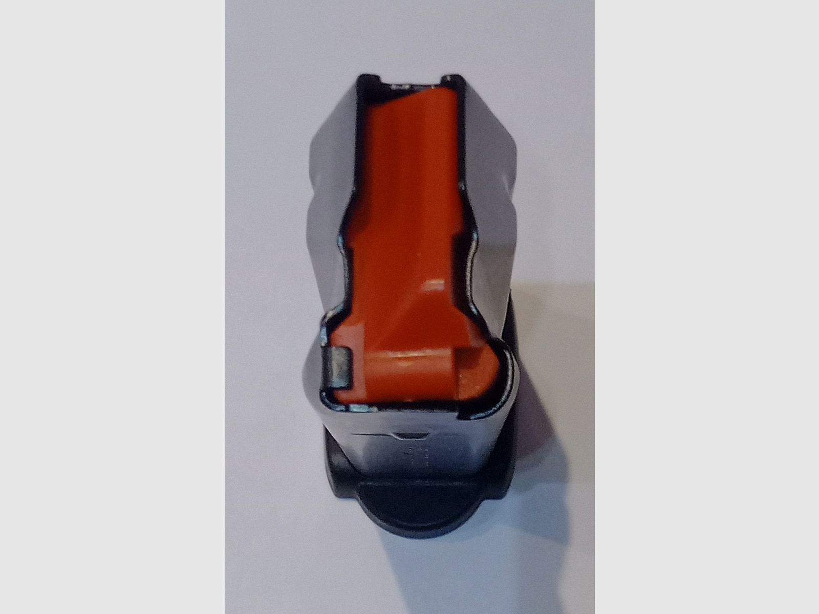 CHARGEUR ELEVATEUR ROUGE HK SFP9 / P30 / P30L 15 COUPS CAL. 9×19, image 1 sur 4