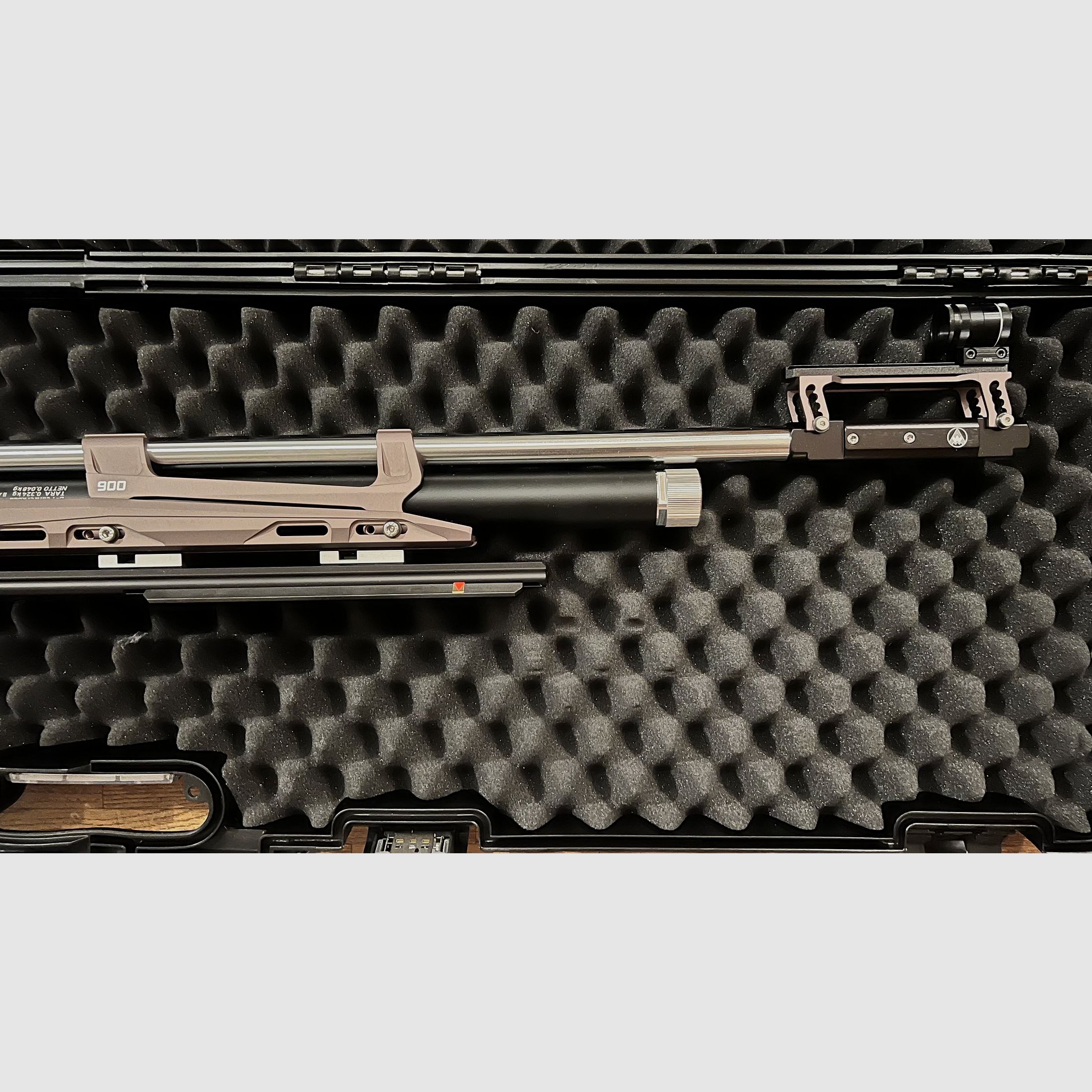 Feinwerkbau LG 900 Alu support, couleur spéciale marron, version droite