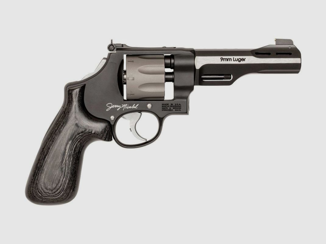 Revolver Smith & Wesson 'Performance Center' Mod. 327 WR 5' avec Red Dot Vortex 9x19mm, image 1 sur 9