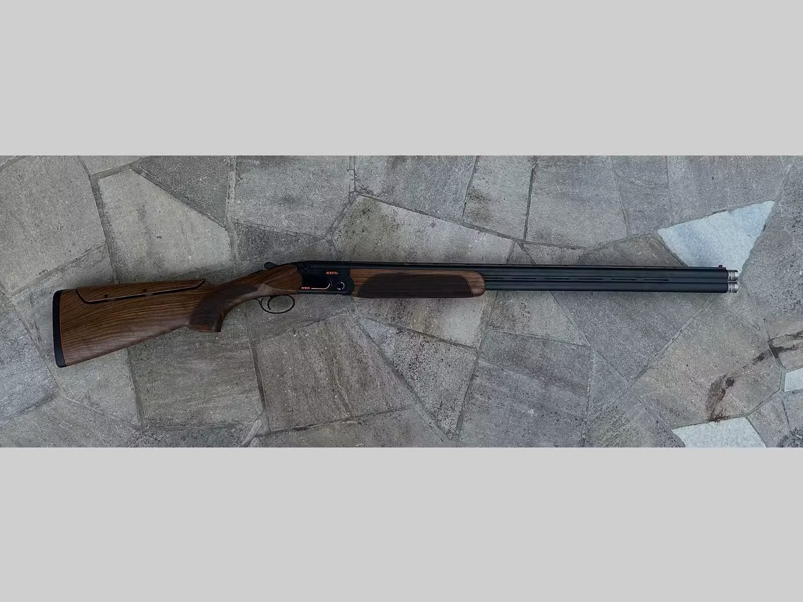 Beretta 690 Sporting Black Edition AS (adjustable stock) cal. 12/76 – Top condition – incl. accessories