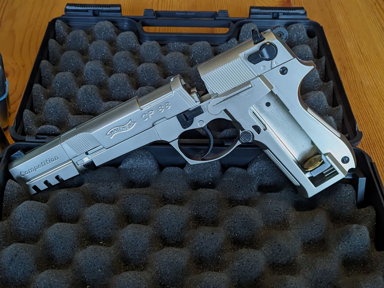 Walther CP88 Competition, verchroomd. Inclusief veel accessoires!