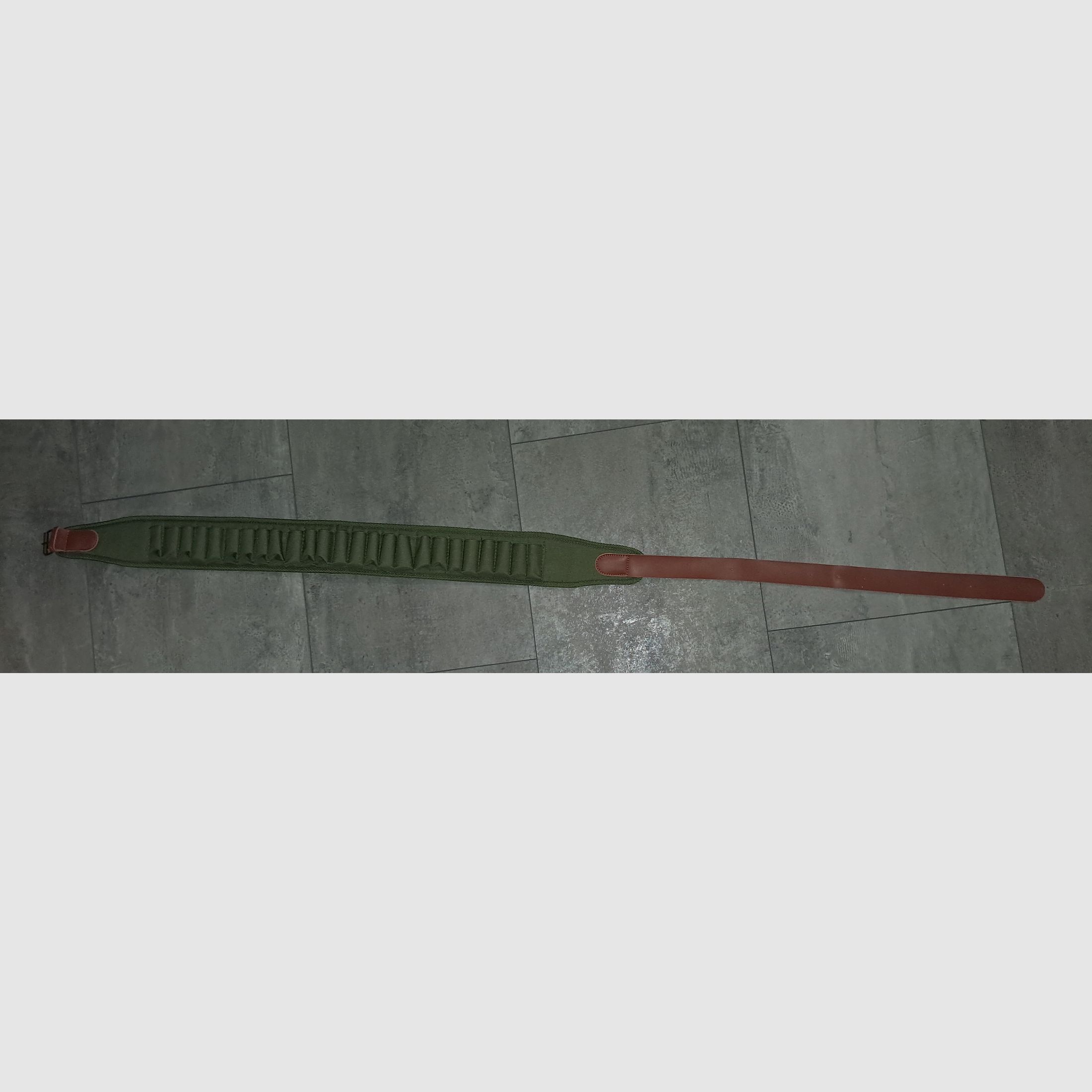 Shotgun shell belt
