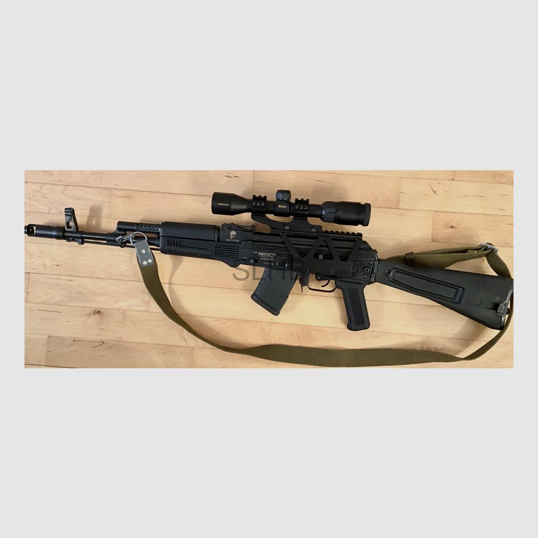 SDM	 AK103