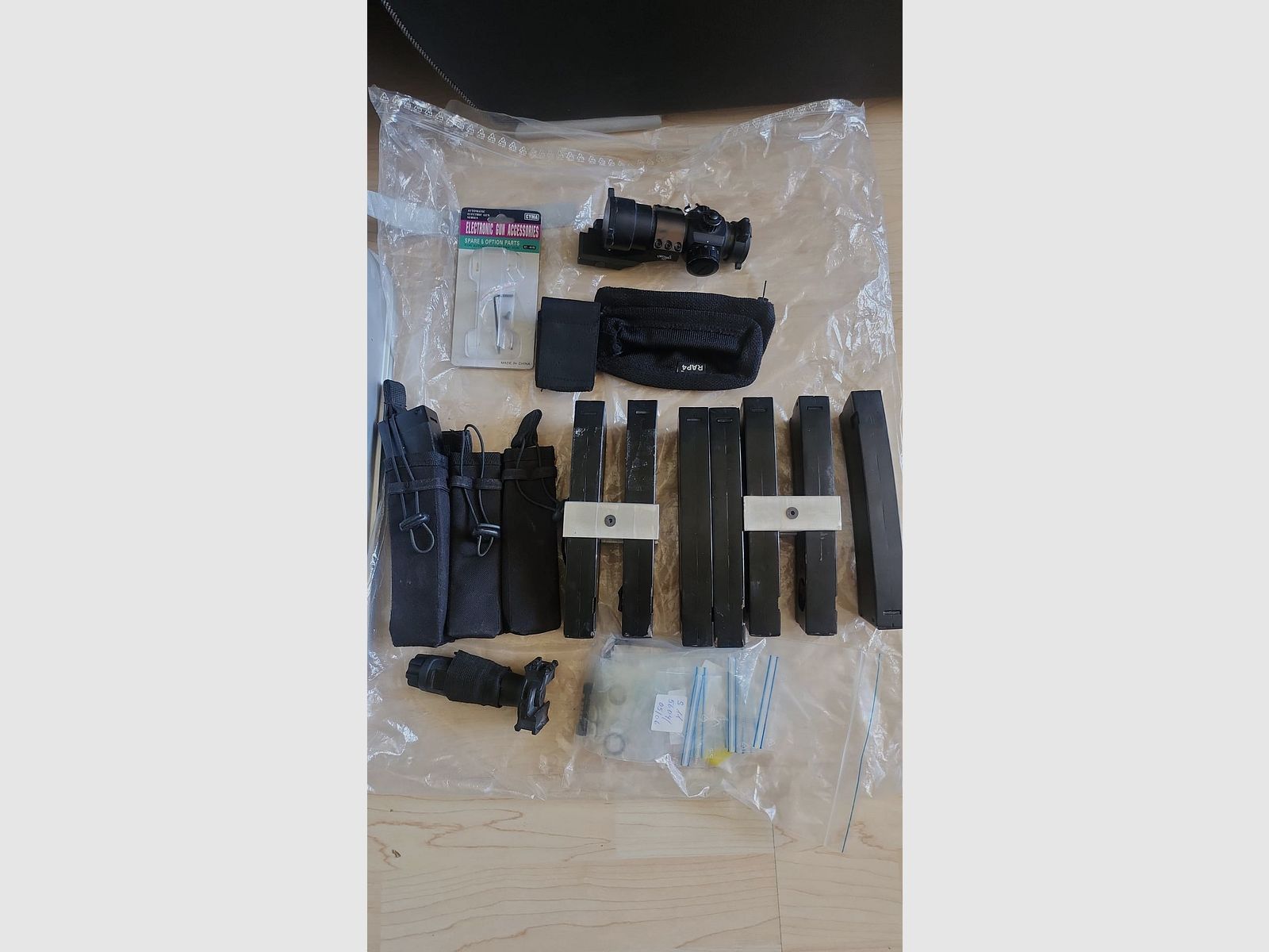 MP5 (APS 12S) – Bastlerpaket mit umfangreichem Zubehör – defekt